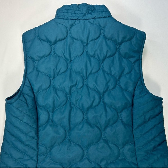 Black Rivet Quilted Puffer Vest Size Medium Women's - Picture 5 of 10